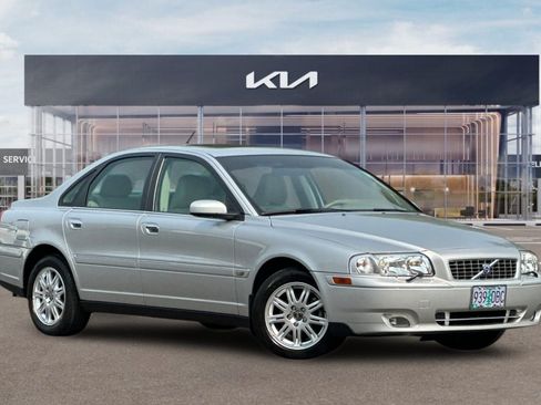 Used 2005 Volvo S80 2.5T FWD image 2