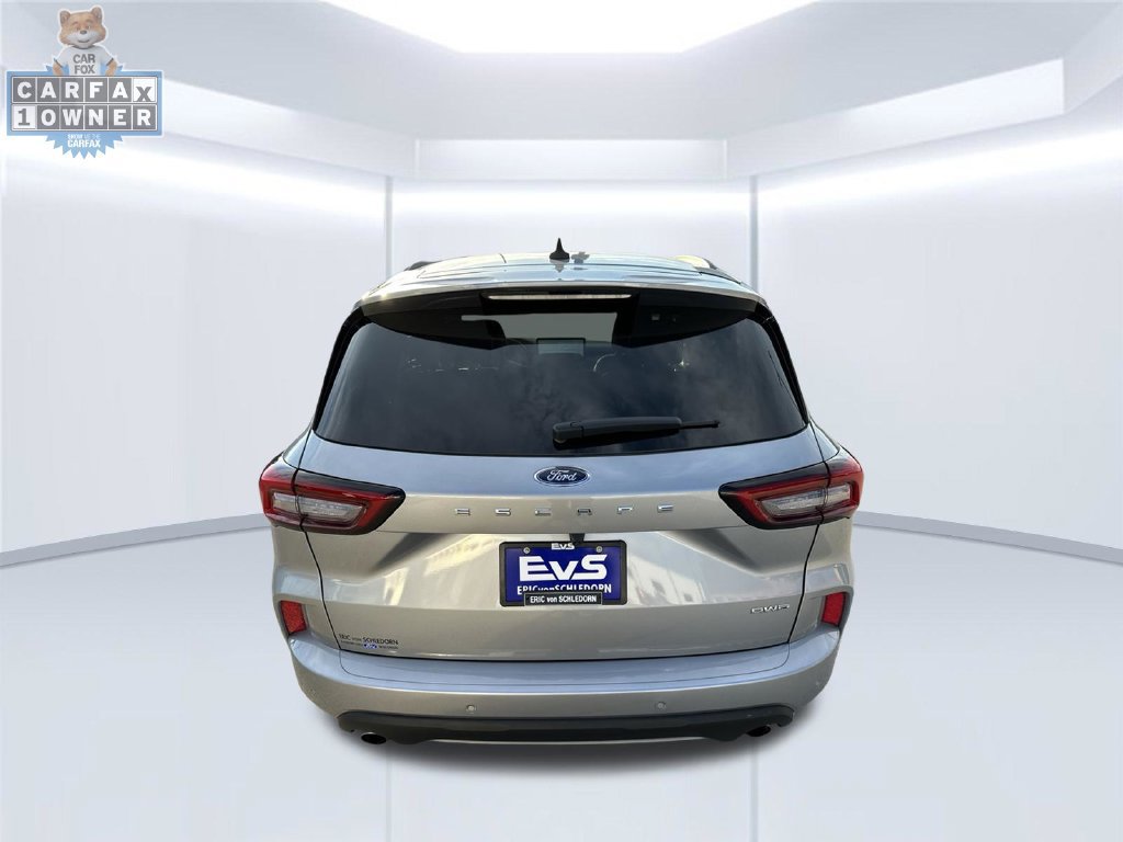 Used 2023 Ford Escape ST-Line w/ Tech Pack #1 AWD/4WD image 4