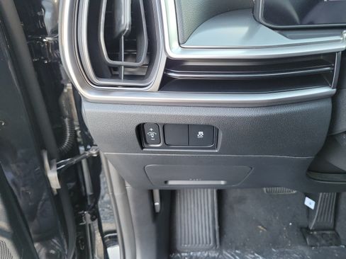 New 2026 Kia Sorento LX FWD image 25