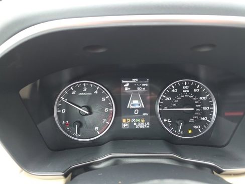 Used 2023 Subaru Outback Limited image 19