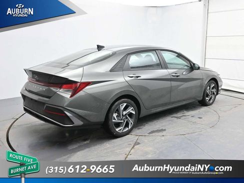 New 2025 Hyundai Elantra Sport FWD image 2