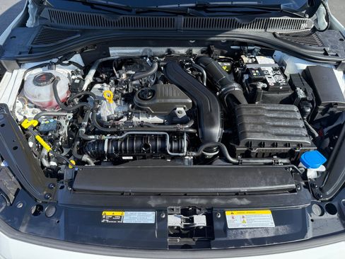 Certified 2025 Volkswagen Jetta S FWD image 20