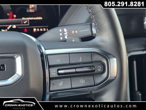 Used 2025 GMC Yukon XL Denali image 42