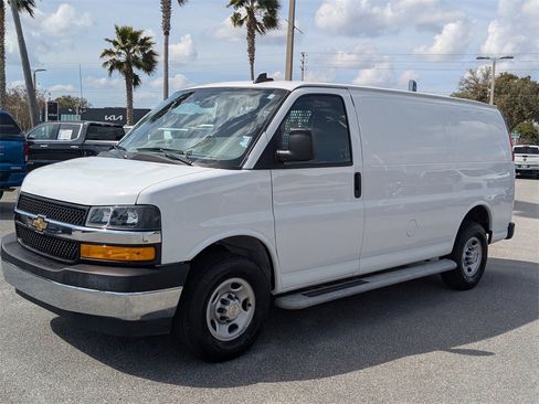 Certified 2024 Chevrolet Express 2500 w/ Driver Convenience Package image 8