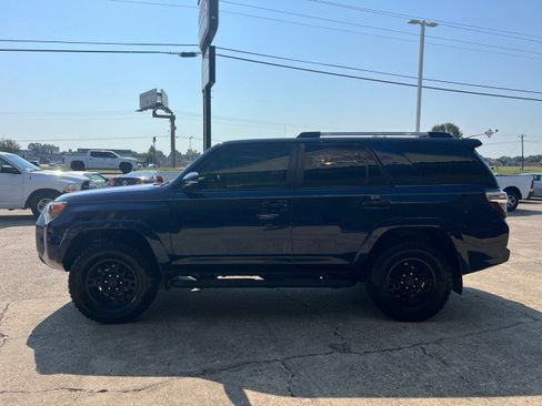 Used 2021 Toyota 4Runner SR5 Premium w/ Moonroof Package image 10