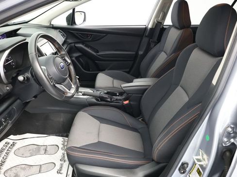 Used 2021 Subaru Crosstrek 2.0i Premium w/ Moonroof Package image 18