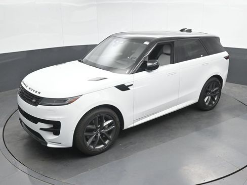 Used 2025 Land Rover Range Rover Sport Dynamic SE AWD/4WD image 35