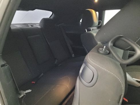 Used 2016 Dodge Challenger SXT RWD image 19