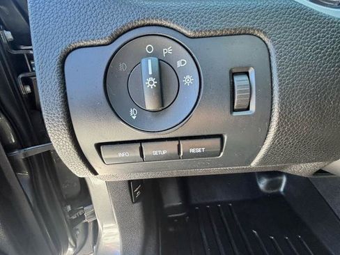 Used 2010 Ford Mustang GT RWD image 11