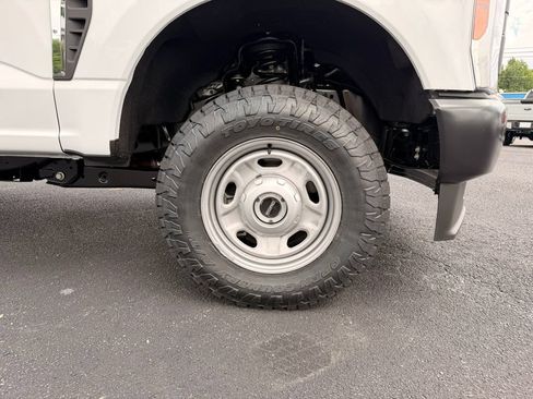 New 2026 Ford F250 XL AWD/4WD image 12
