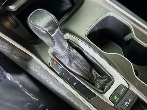 Used 2021 Honda Accord Sport image 29