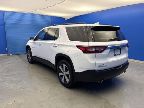 Used 2019 Chevrolet Traverse LT w/ LT Premium Package FWD image 5