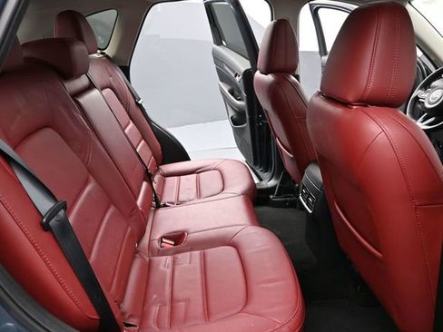 Certified 2023 MAZDA CX-5 Carbon Edition image 26