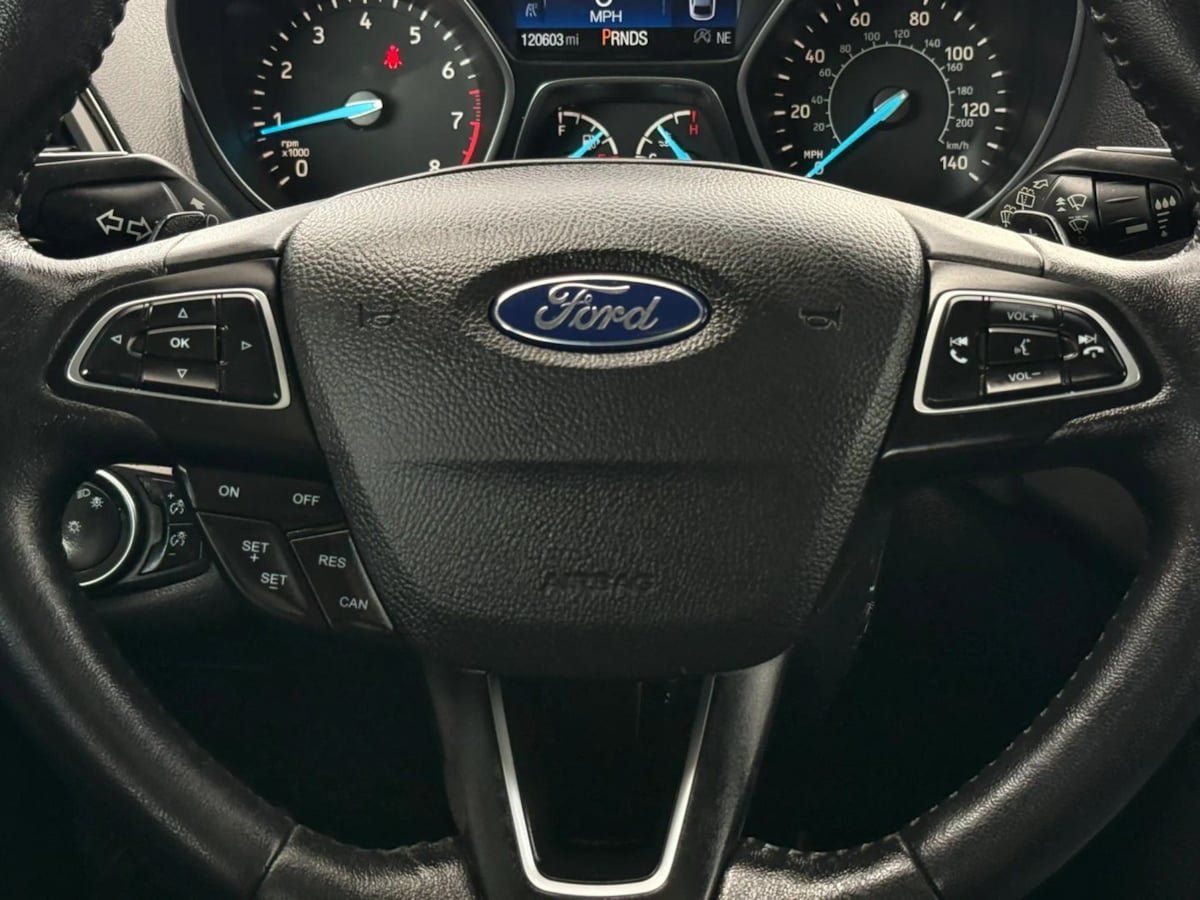 Used 2017 Ford Escape Titanium FWD image 51