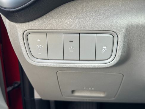 Used 2020 Kia Soul LX FWD image 16