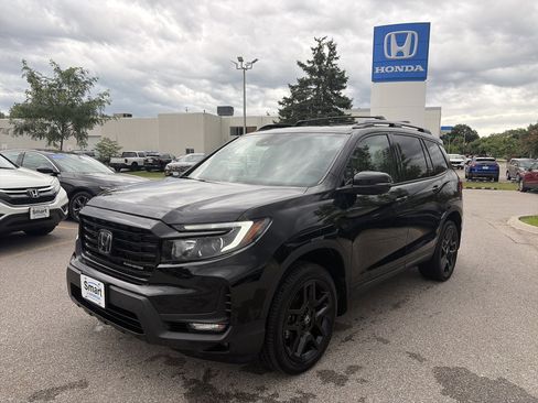 Used 2024 Honda Passport Black Edition image 1