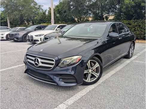 Used 2017 Mercedes-Benz E 300 image 1