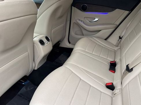 Used 2022 Mercedes-Benz GLC 300 image 14