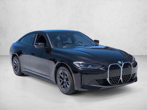 Used 2023 BMW i4 eDrive40 w/ Premium Package RWD image 3