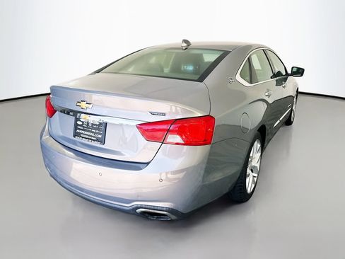 Used 2019 Chevrolet Impala Premier FWD image 7