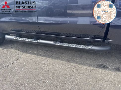 Used 2024 Chevrolet Silverado 1500 Custom Trail Boss w/ LPO, Dark Essentials Package AWD/4WD image 30