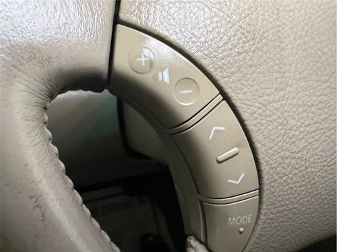 Used 2008 Toyota Sienna XLE image 34