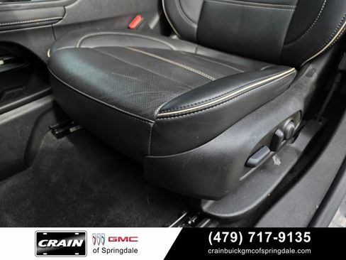 Used 2022 GMC Acadia Denali w/ Denali Ultimate Package AWD/4WD image 22