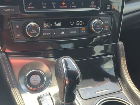 Used 2023 Nissan Maxima SR w/ Sport Mat Group FWD image 22