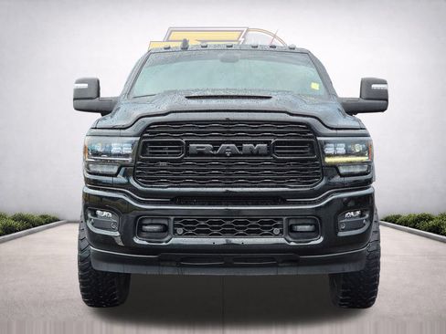Used 2023 RAM 3500 Limited w/ Night Edition AWD/4WD image 3