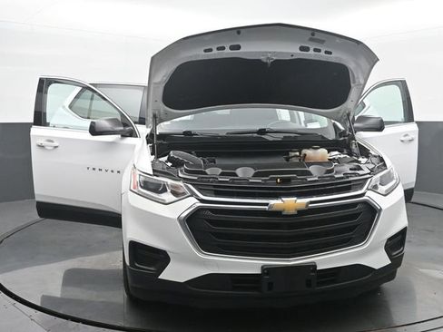 Used 2019 Chevrolet Traverse LS AWD/4WD image 54