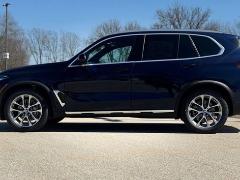 New 2026 BMW X5 xDrive40i AWD/4WD image 3