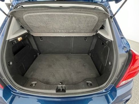 Used 2019 Chevrolet Trax LT w/ LT Convenience Package image 42