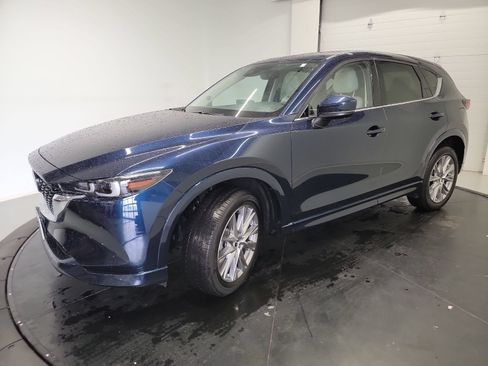 Used 2024 MAZDA CX-5 AWD 2.5 S w/ Premium Package image 3
