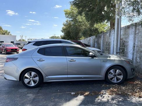 Used 2014 Kia Optima EX image 2