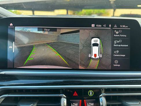 Used 2020 BMW X7 M50i w/ Executive Package image 52