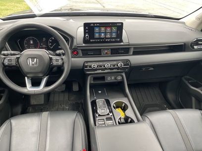 Used 2025 Honda Pilot Touring