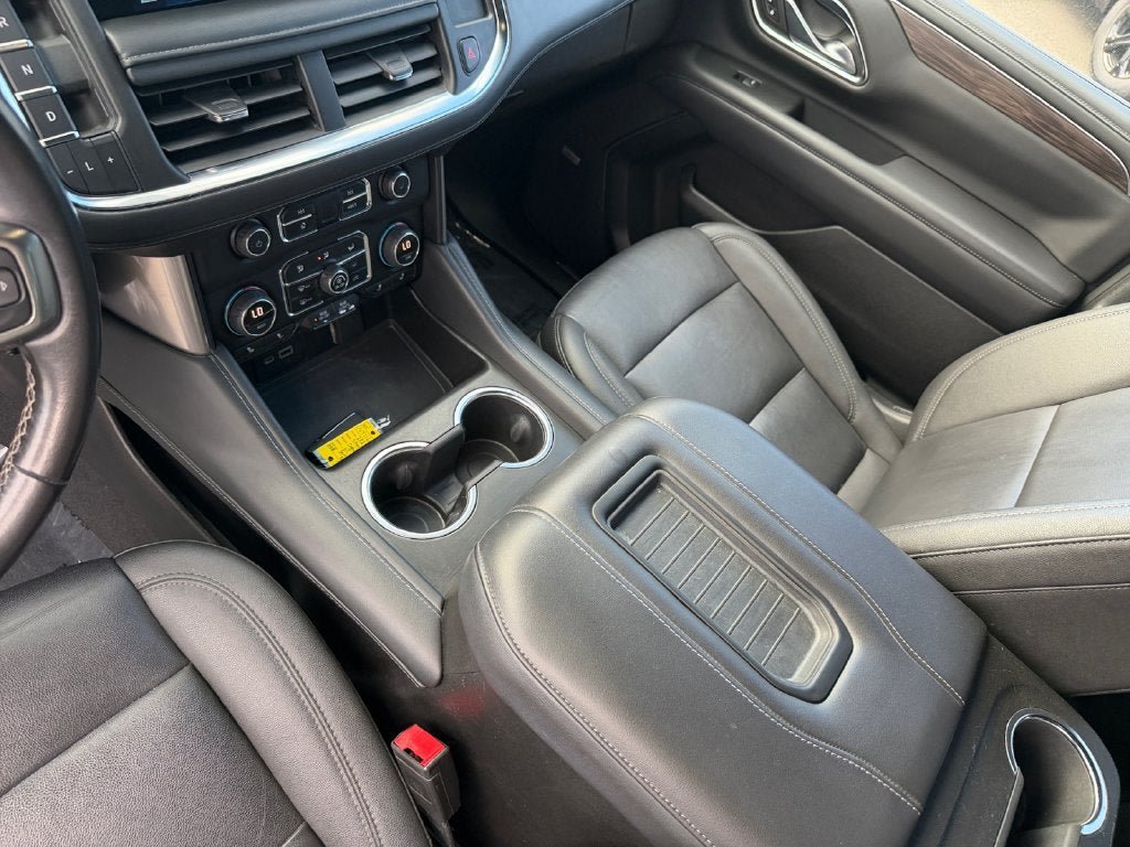 Used 2022 Chevrolet Suburban LT AWD/4WD image 18