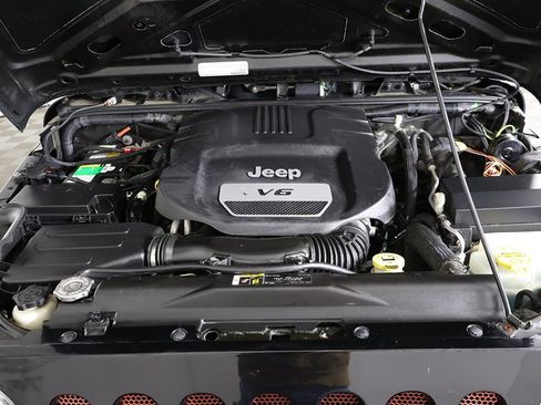 Used 2017 Jeep Wrangler Unlimited Sport w/ Quick Order Package 24S image 10