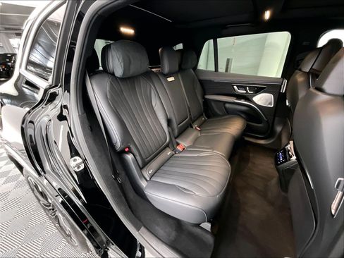Used 2026 Mercedes-Benz EQS 400 4MATIC SUV image 16