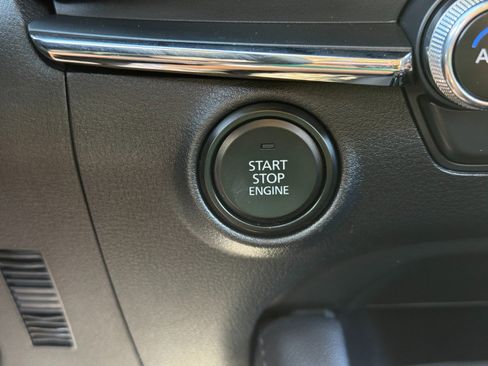 Used 2024 MAZDA MAZDA3 s FWD image 22