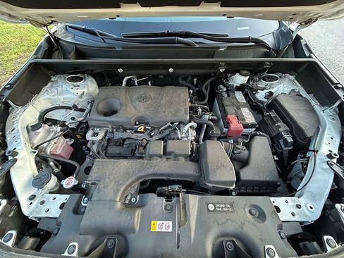 Used 2023 Toyota RAV4 XLE FWD image 11