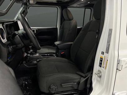 Used 2024 Jeep Wrangler Unlimited