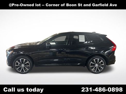 Used 2023 Volvo XC60 B5 Plus w/ Climate Package AWD/4WD image 9