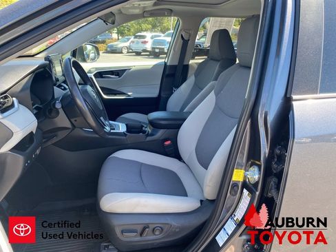 Certified 2021 Toyota RAV4 XLE w/ Convenience Package AWD/4WD image 12