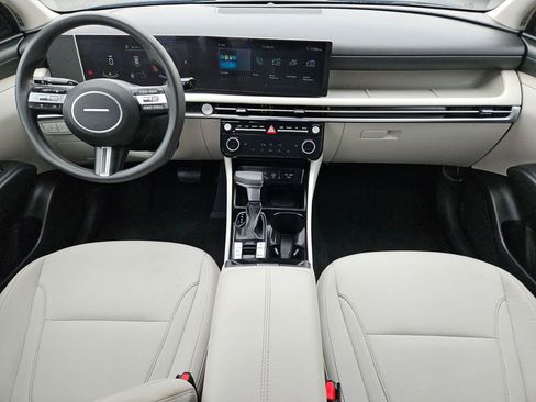Used 2025 Hyundai Tucson SEL FWD image 19