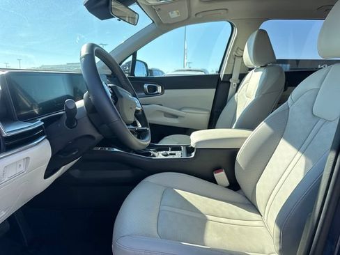 Certified 2026 Kia Sorento S w/ S Panoramic Sunroof Package FWD image 13