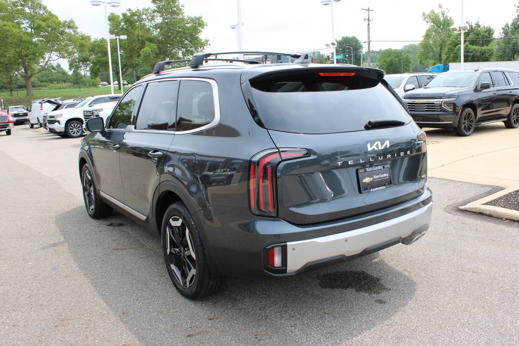 Used 2024 Kia Telluride EX w/ EX Captain's Chair Package AWD/4WD image 31