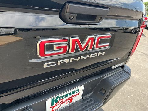 Used 2023 GMC Canyon Elevation w/ Convenience Package image 12