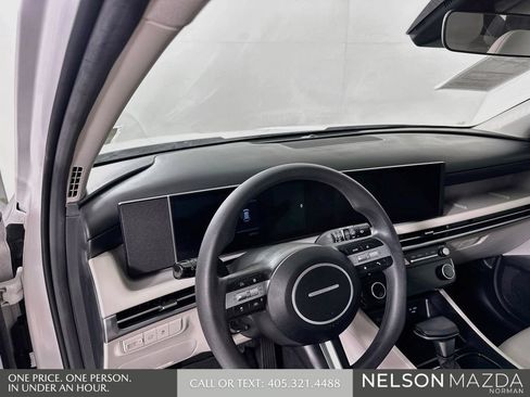 Used 2025 Hyundai Tucson SEL AWD/4WD image 10