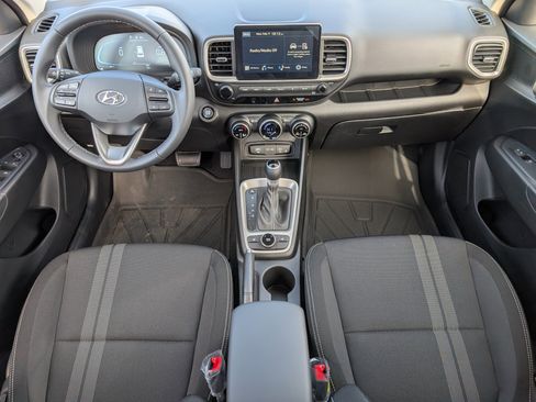 New 2026 Hyundai Venue SEL FWD image 5